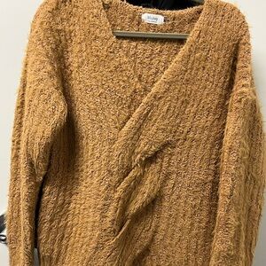 Bluivy Women's Textured Tan V-Neck Sweater